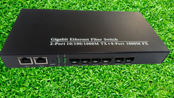 SWITCHES (ETHERNET FIBER SWITCH  10/100/1000 MBPS/SFP AQX - GF6 GE2)