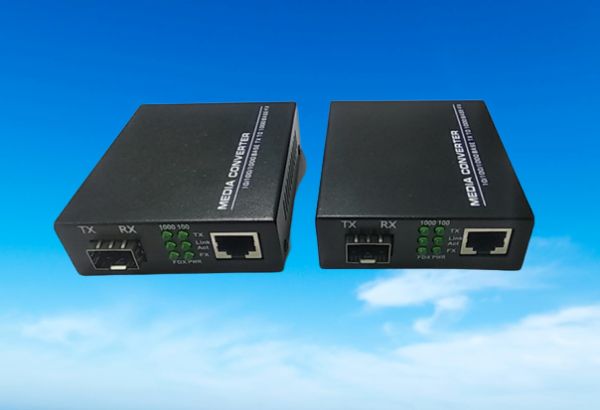 MEDIA CONVERTER (SFP MEDIA CONVERTOR  10/100/1000M SFP GIGABIT MEDIA CONVERTER)