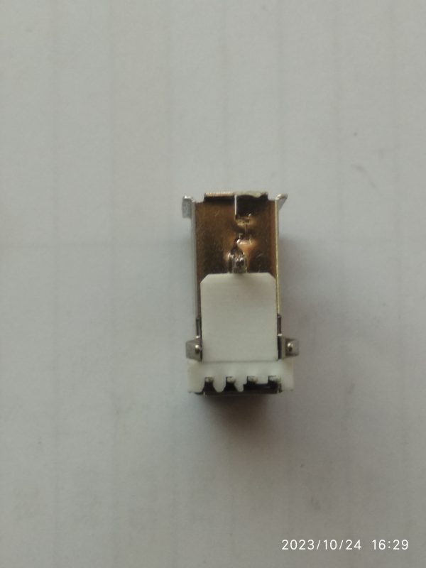 XNT -180137 -1231 USB 2.0 SIDE NSETION TYPE - Image 4