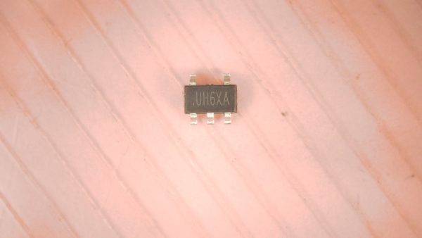 UH6XA/ SY8079AAC SET BOX IC